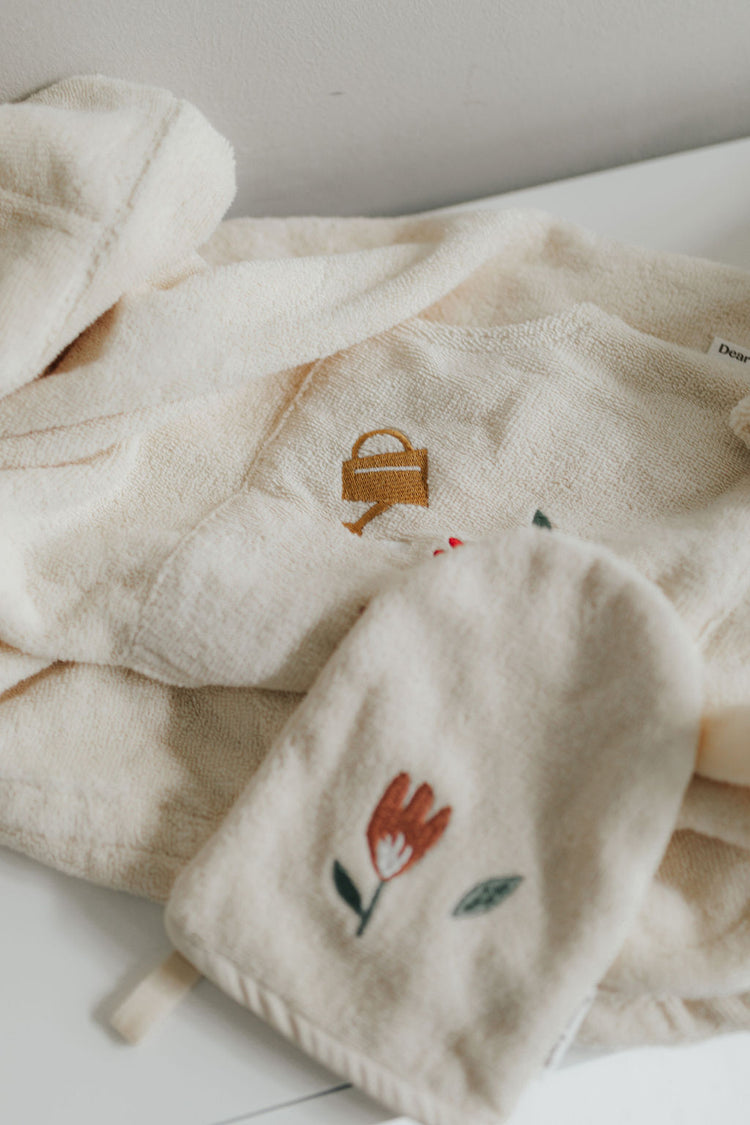 Petal Baby towel 85x85 cm, Harmony