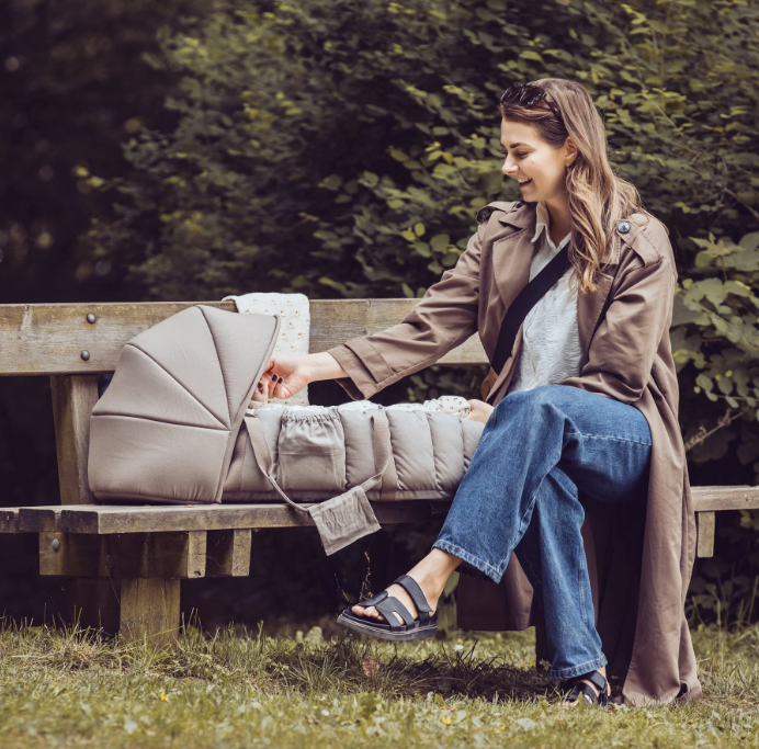 Sebra 3-in-1 Baby Nest, Sophora Leaves