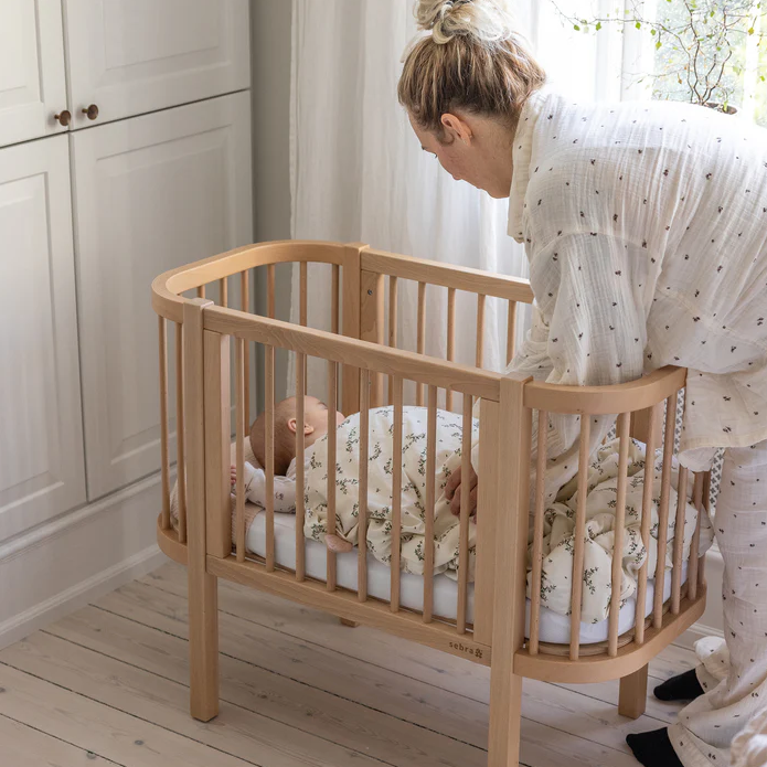 Sebra bedside Crib, wooden edition