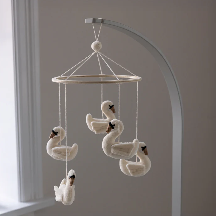 Baby mobile, Swans