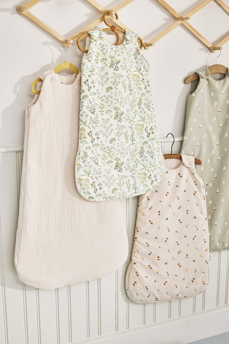 Summer sleeping bag 0-6 month Dear April, summer flowers