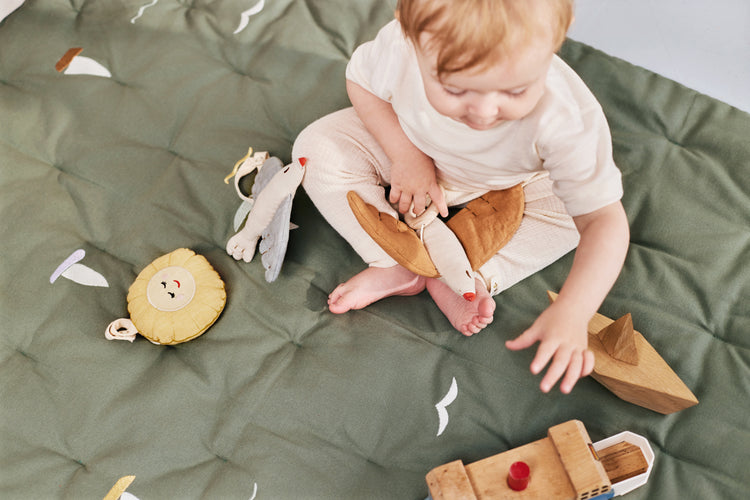 Embroidered Play mattress, sailboats