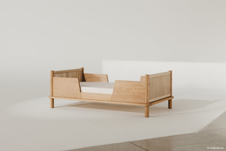 Latitude Evolving crib + junior bed extension set solid oak, oak wood