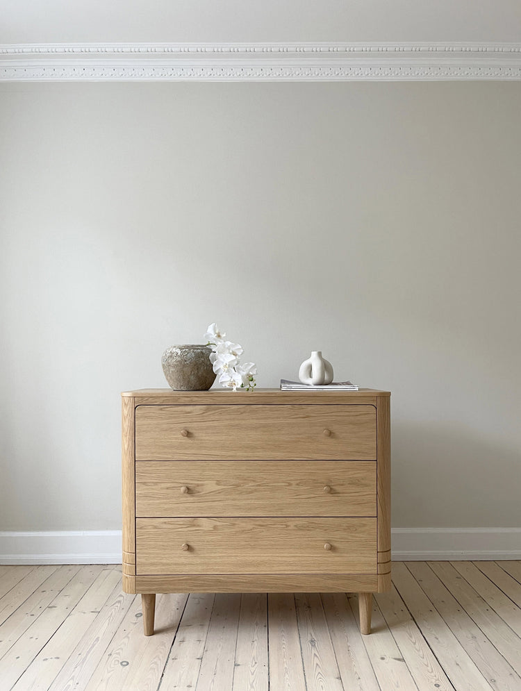 Nature dresser, oak
