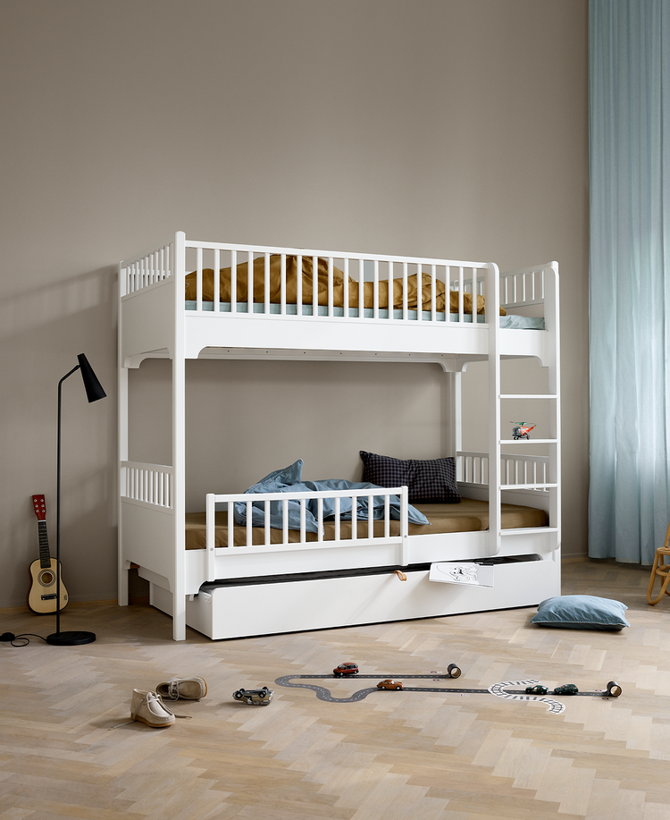 Seaside Classic bed guard, white