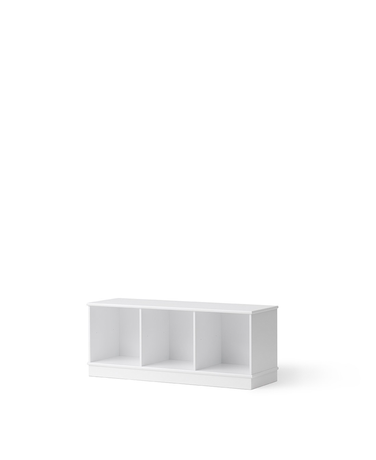 Wood shelving unit 3x1 with base, White