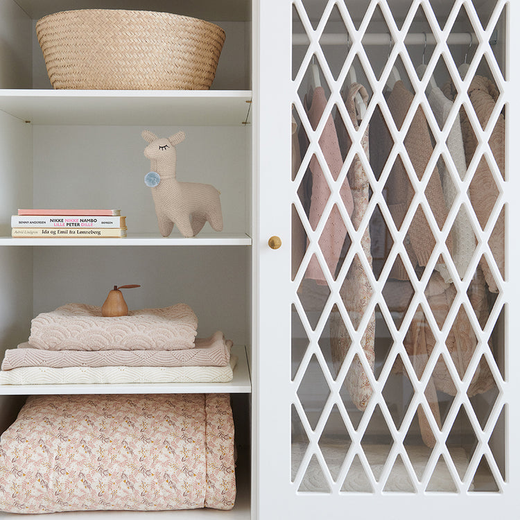 Harlequin Wardrobe, Light sand